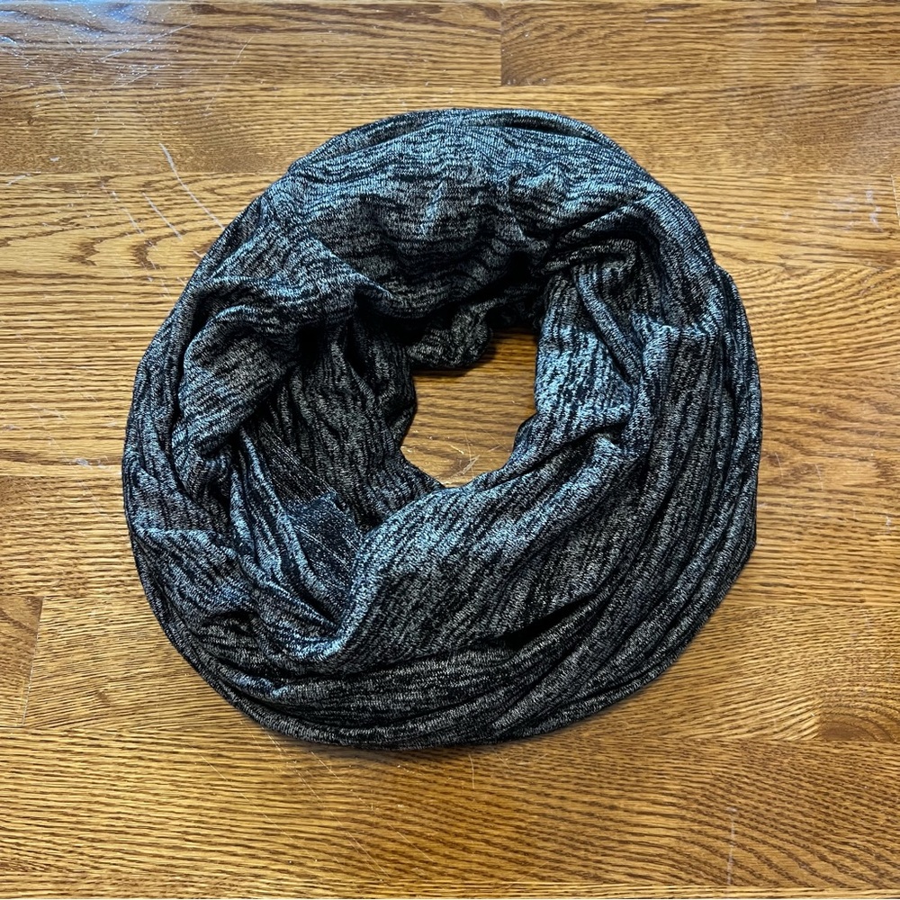 Aritzia Circle Infinity Scarf